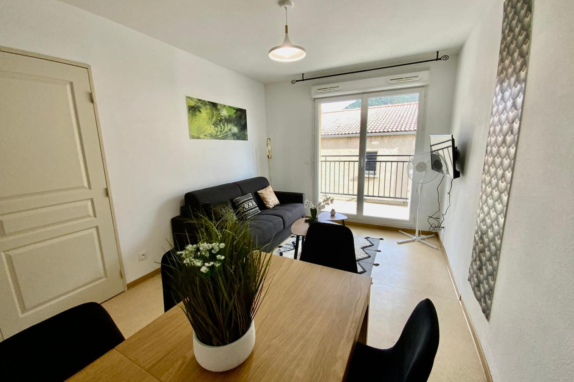 אוון I50 Les Naiades- 2 Bedrooms For 5 People ! מראה חיצוני תמונה